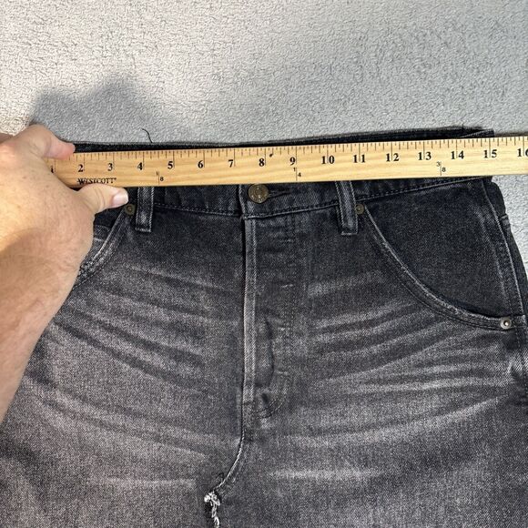 We The Free Women’s Size 29 Brea Cut-Off Black Denim Skirt Raw Hem Whiskers - Picture 6 of 14